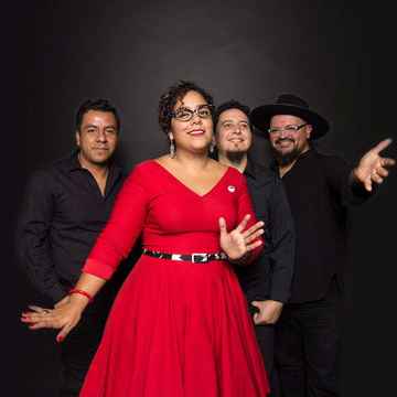 La Santa Cecilia Cincinnati Tickets